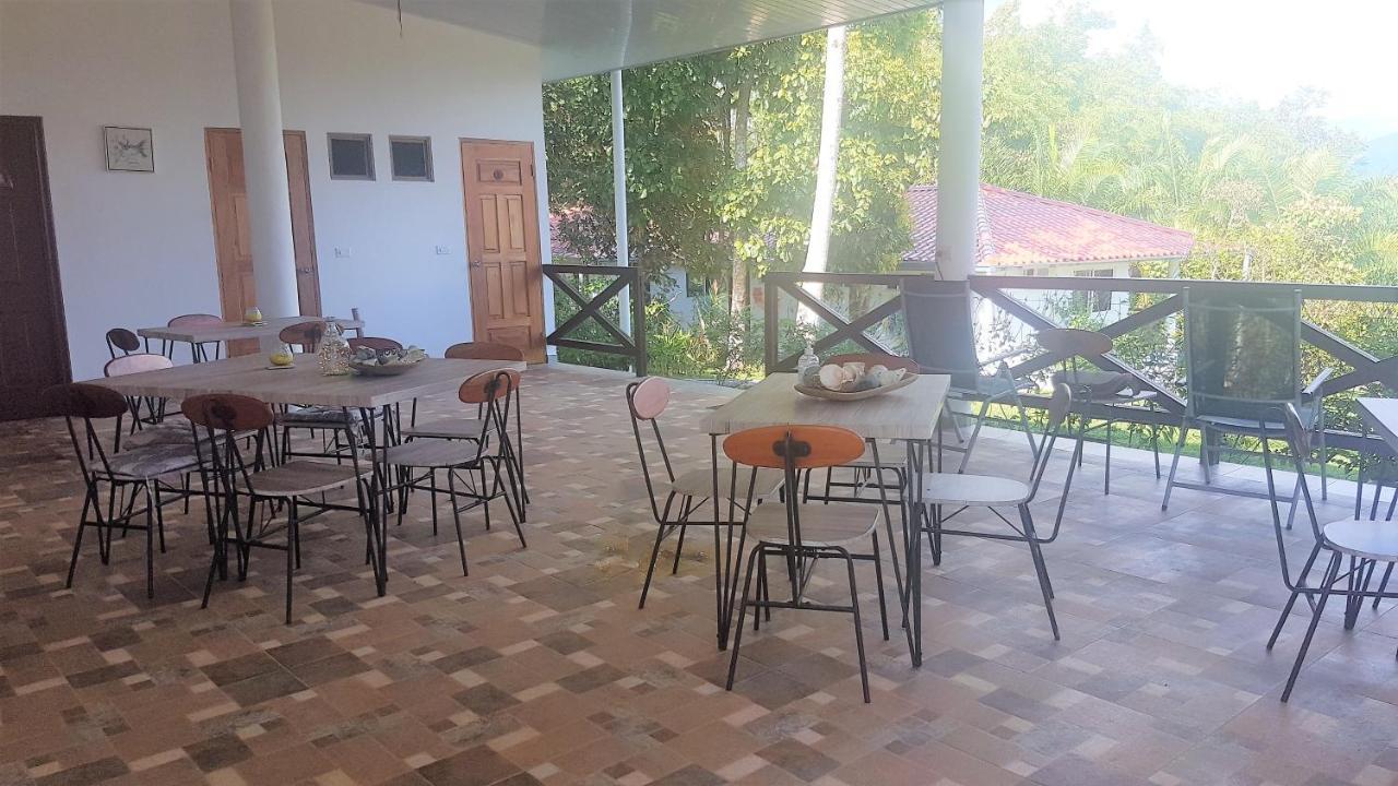 Magic Mountain Lodge Las Lajas  Ngoại thất bức ảnh